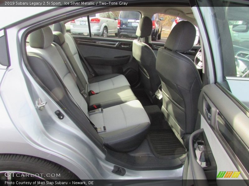 Ice Silver Metallic / Two-Tone Gray 2019 Subaru Legacy 2.5i Sport