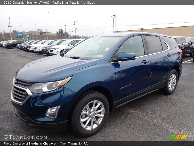 Front 3/4 View of 2020 Equinox LT AWD