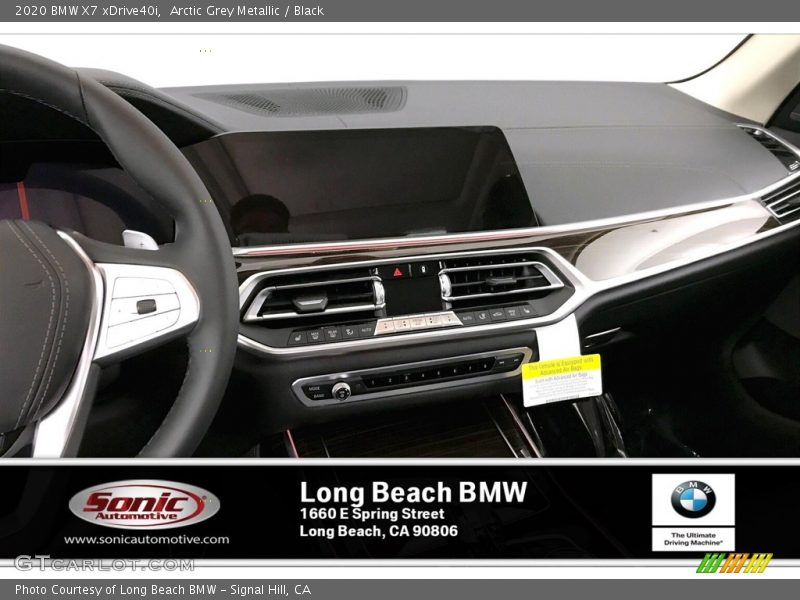 Arctic Grey Metallic / Black 2020 BMW X7 xDrive40i