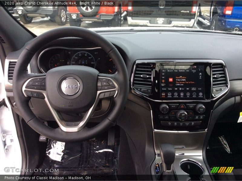 Bright White / Black 2020 Jeep Grand Cherokee Altitude 4x4