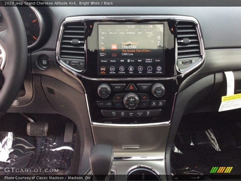 Bright White / Black 2020 Jeep Grand Cherokee Altitude 4x4