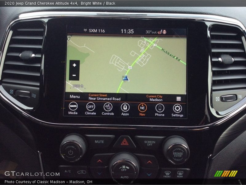 Bright White / Black 2020 Jeep Grand Cherokee Altitude 4x4