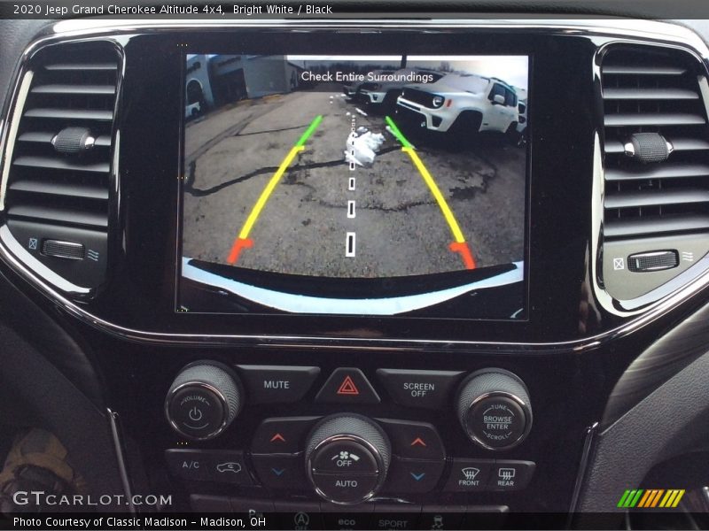 Bright White / Black 2020 Jeep Grand Cherokee Altitude 4x4
