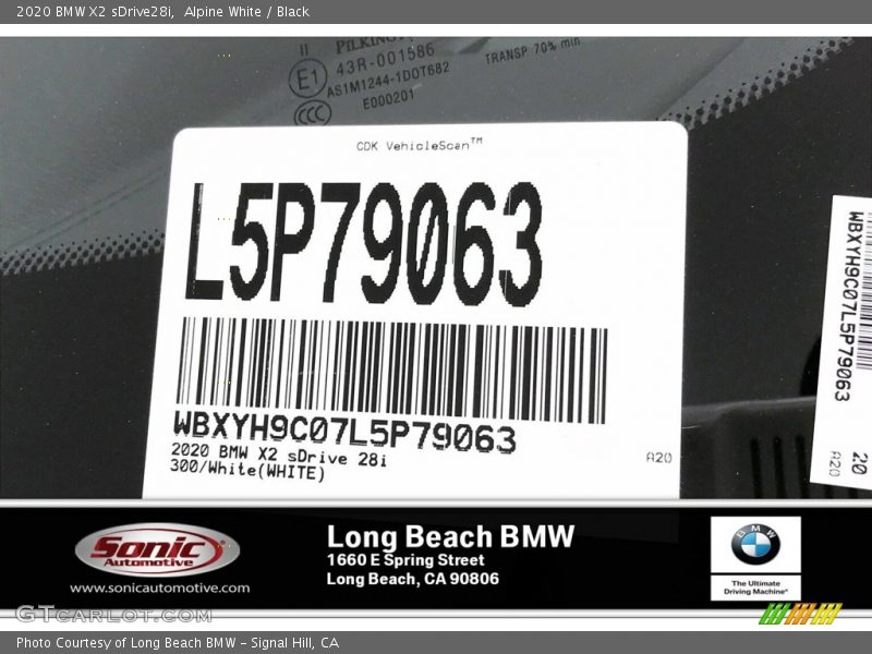 Alpine White / Black 2020 BMW X2 sDrive28i