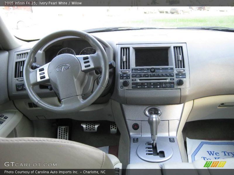 Ivory Pearl White / Willow 2005 Infiniti FX 35