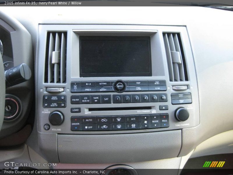 Ivory Pearl White / Willow 2005 Infiniti FX 35