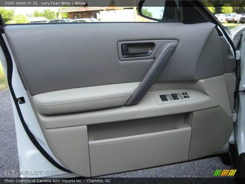 Ivory Pearl White / Willow 2005 Infiniti FX 35
