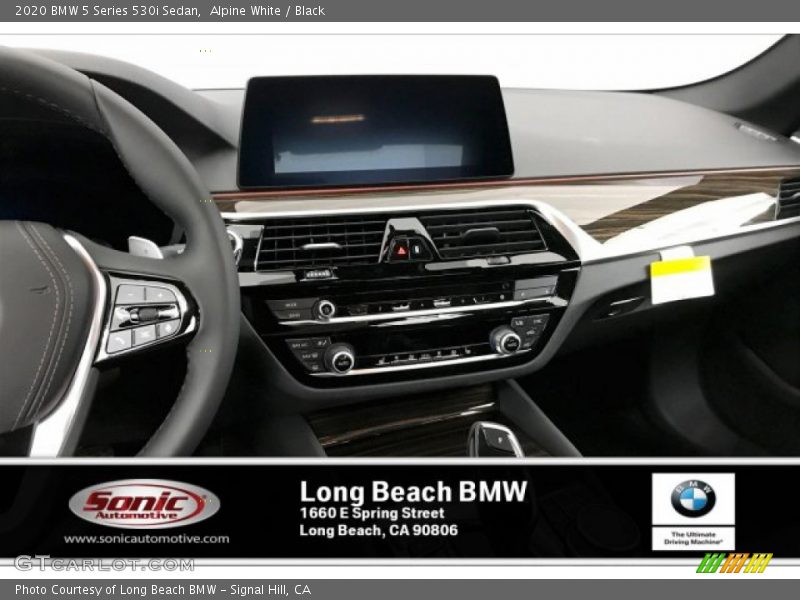 Alpine White / Black 2020 BMW 5 Series 530i Sedan
