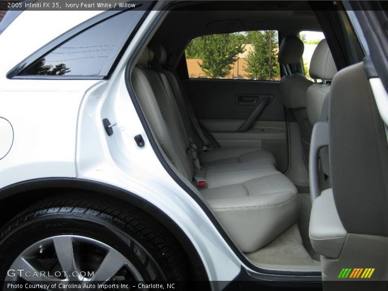 Ivory Pearl White / Willow 2005 Infiniti FX 35