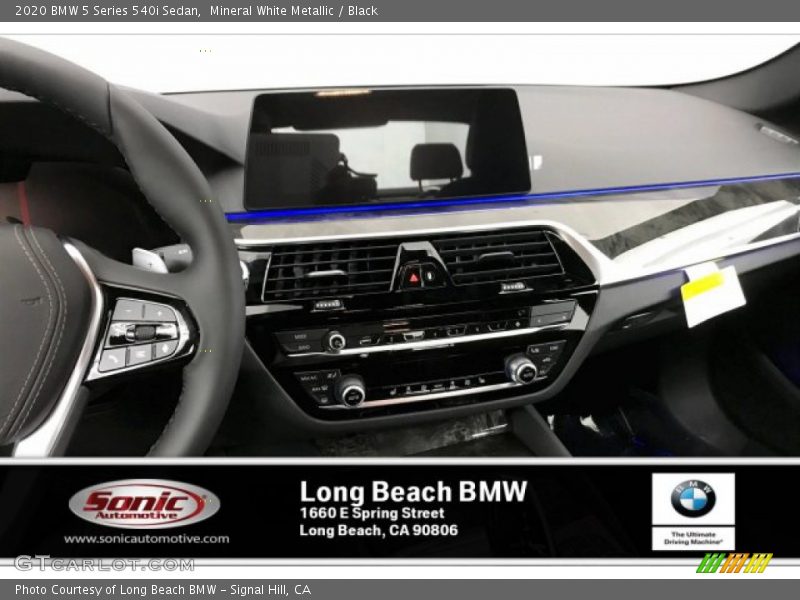 Mineral White Metallic / Black 2020 BMW 5 Series 540i Sedan