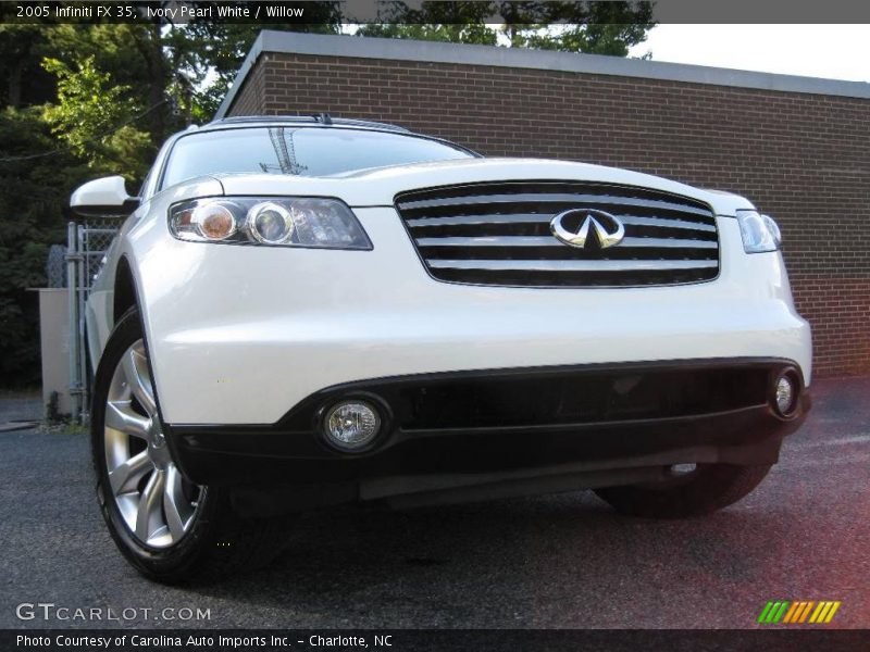 Ivory Pearl White / Willow 2005 Infiniti FX 35