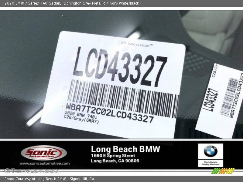 Donington Grey Metallic / Ivory White/Black 2020 BMW 7 Series 740i Sedan