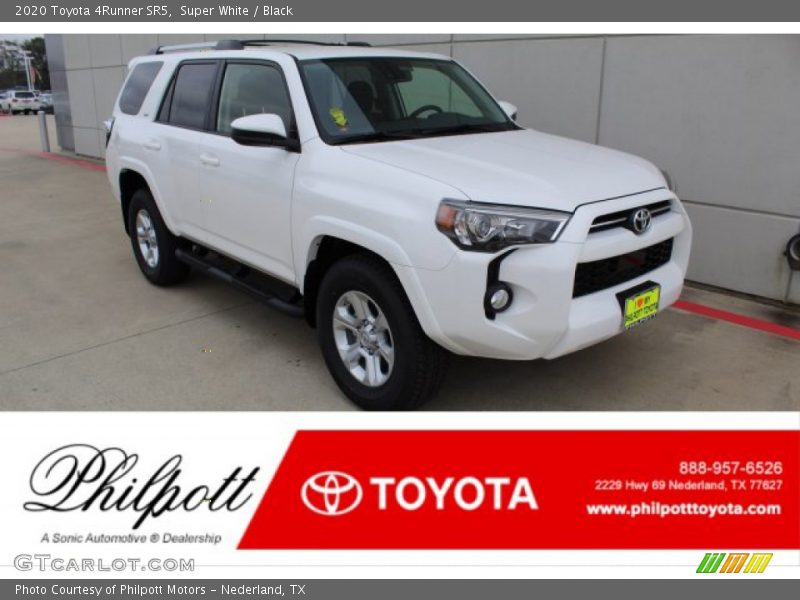 Super White / Black 2020 Toyota 4Runner SR5