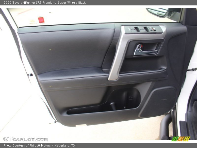 Super White / Black 2020 Toyota 4Runner SR5 Premium