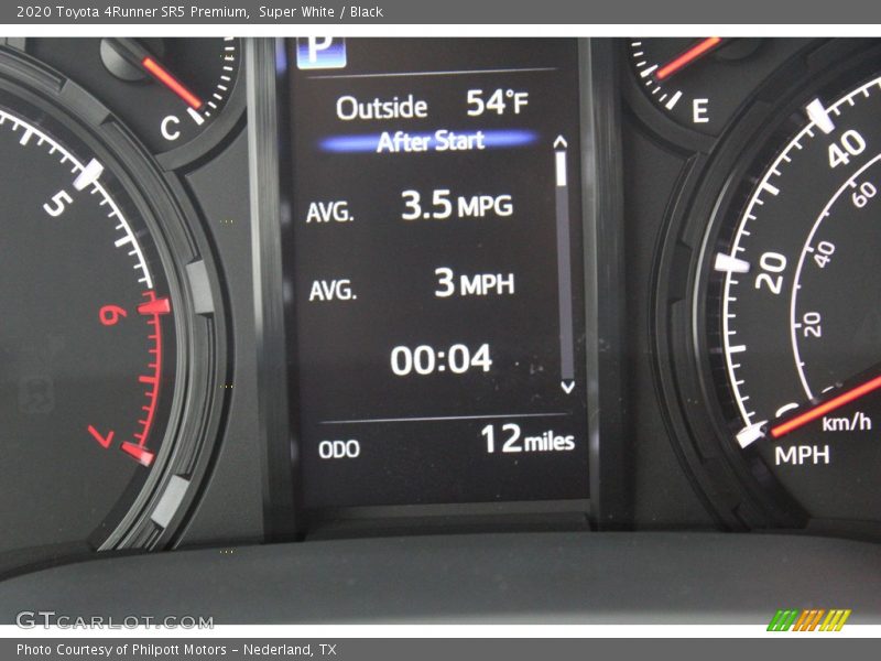 Super White / Black 2020 Toyota 4Runner SR5 Premium
