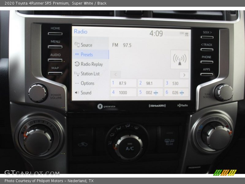 Super White / Black 2020 Toyota 4Runner SR5 Premium
