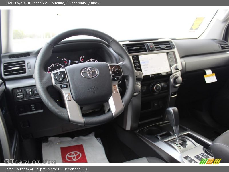 Super White / Black 2020 Toyota 4Runner SR5 Premium