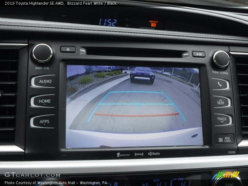 Blizzard Pearl White / Black 2019 Toyota Highlander SE AWD