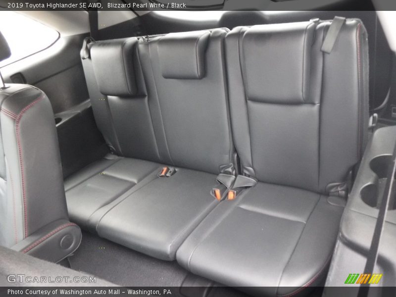 Blizzard Pearl White / Black 2019 Toyota Highlander SE AWD