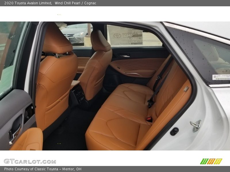 Wind Chill Pearl / Cognac 2020 Toyota Avalon Limited