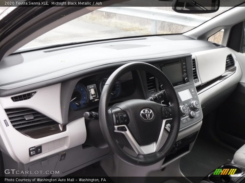 Midnight Black Metallic / Ash 2020 Toyota Sienna XLE