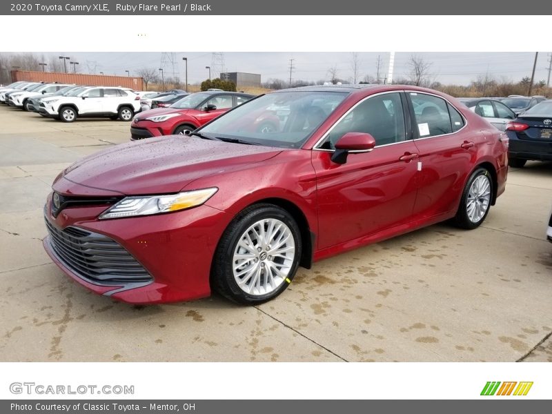 Ruby Flare Pearl / Black 2020 Toyota Camry XLE