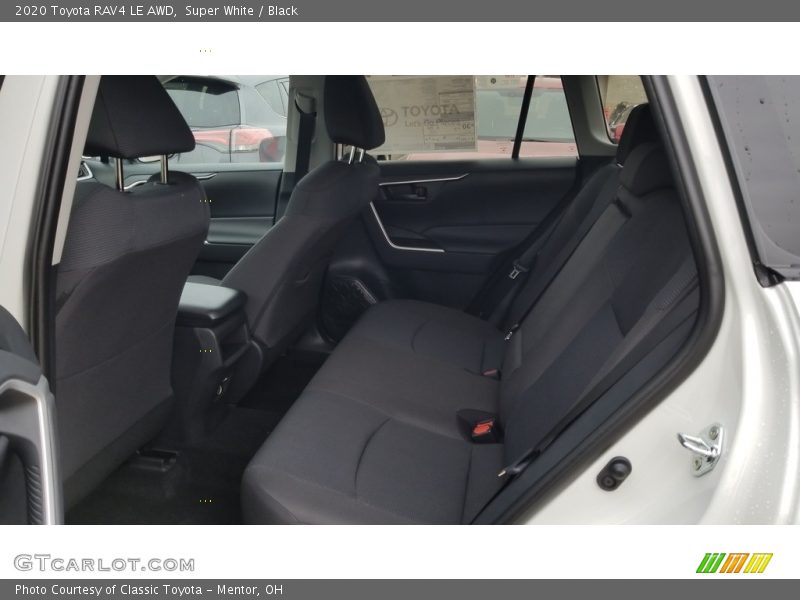Super White / Black 2020 Toyota RAV4 LE AWD