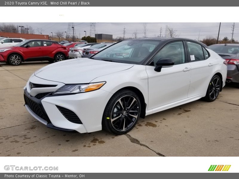 Wind Chill Pearl / Black 2020 Toyota Camry XSE