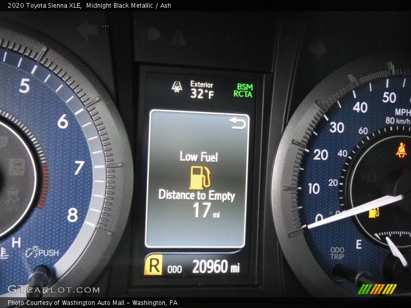 Midnight Black Metallic / Ash 2020 Toyota Sienna XLE