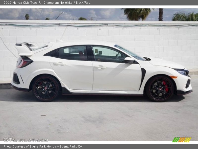 Championship White / Black/Red 2019 Honda Civic Type R