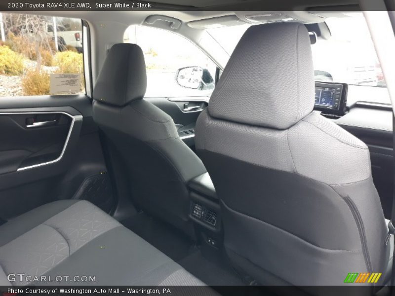 Super White / Black 2020 Toyota RAV4 XLE AWD