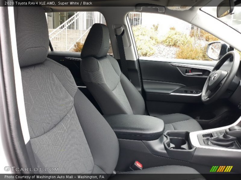 Super White / Black 2020 Toyota RAV4 XLE AWD