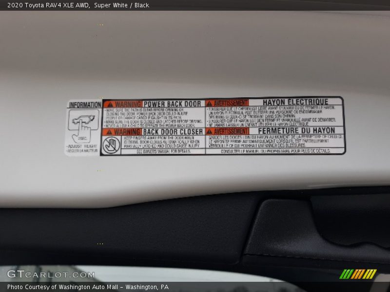 Super White / Black 2020 Toyota RAV4 XLE AWD