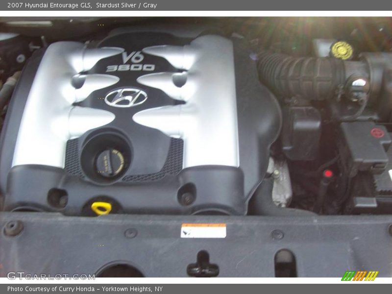 Stardust Silver / Gray 2007 Hyundai Entourage GLS
