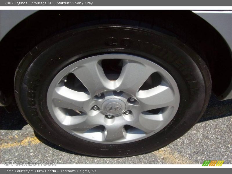 Stardust Silver / Gray 2007 Hyundai Entourage GLS
