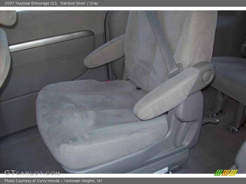 Stardust Silver / Gray 2007 Hyundai Entourage GLS