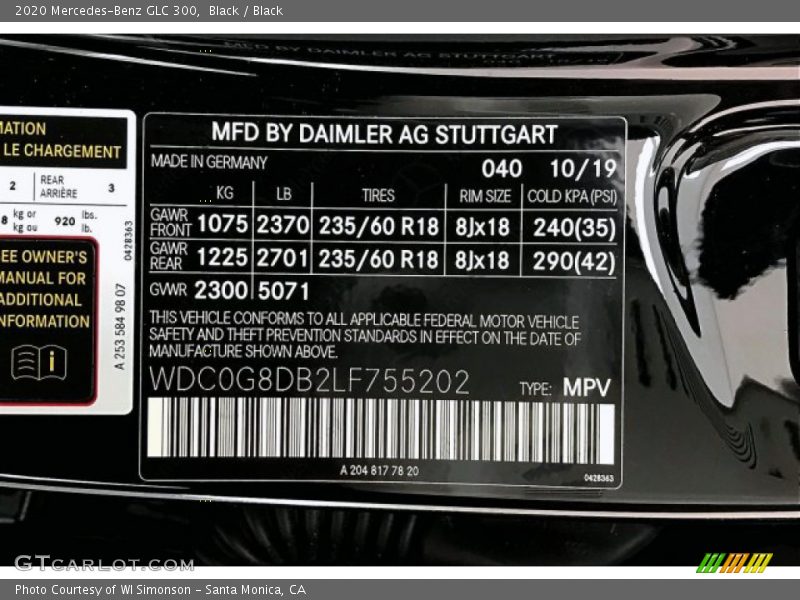 Black / Black 2020 Mercedes-Benz GLC 300