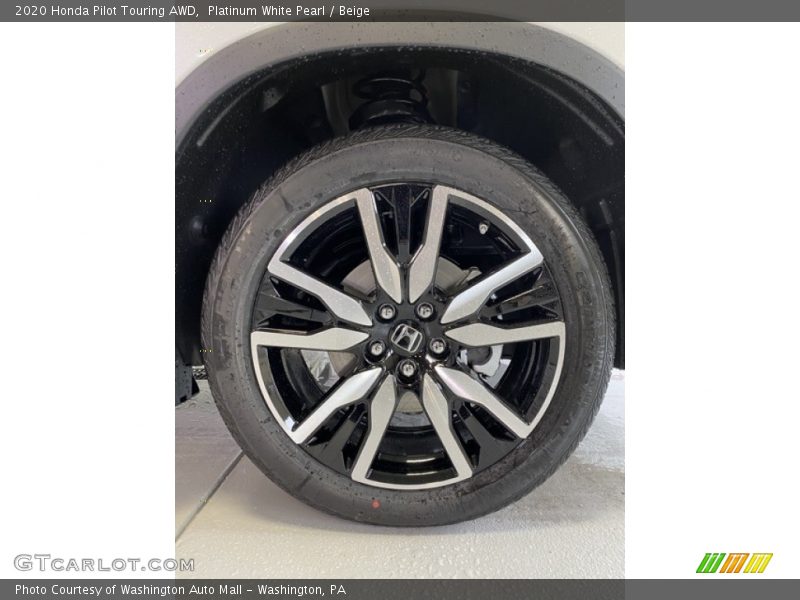 Platinum White Pearl / Beige 2020 Honda Pilot Touring AWD