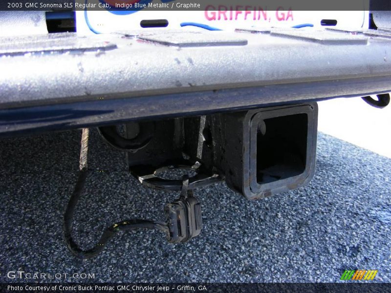 Indigo Blue Metallic / Graphite 2003 GMC Sonoma SLS Regular Cab