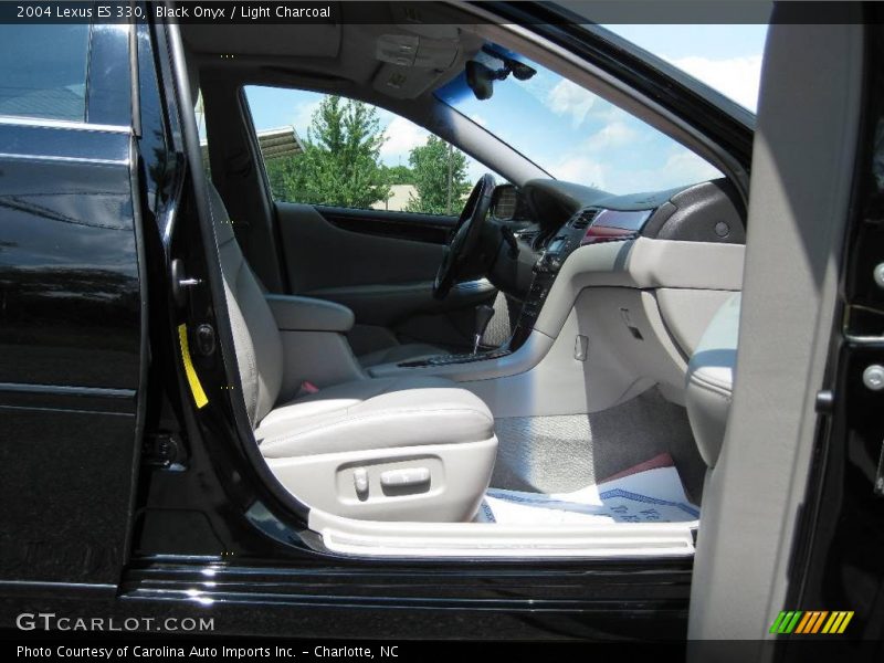 Black Onyx / Light Charcoal 2004 Lexus ES 330