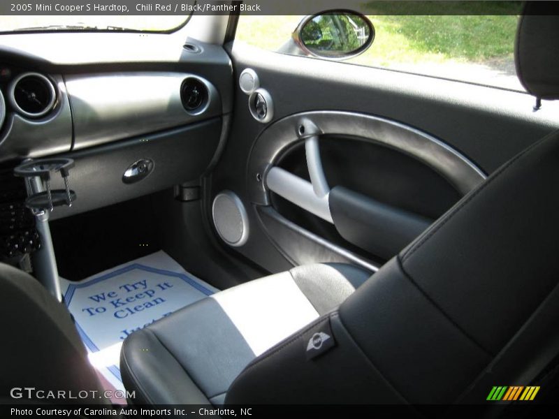 Chili Red / Black/Panther Black 2005 Mini Cooper S Hardtop