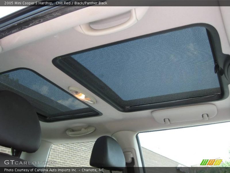 Chili Red / Black/Panther Black 2005 Mini Cooper S Hardtop