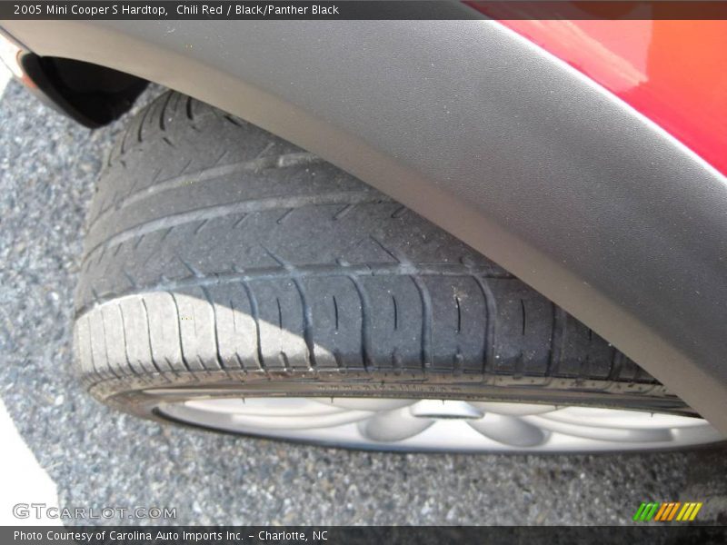 Chili Red / Black/Panther Black 2005 Mini Cooper S Hardtop