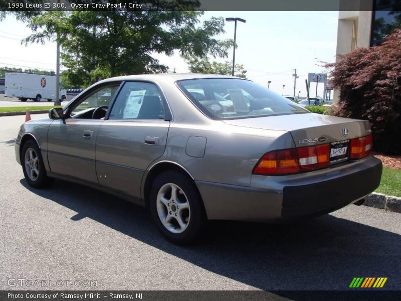 Oyster Gray Pearl / Grey 1999 Lexus ES 300