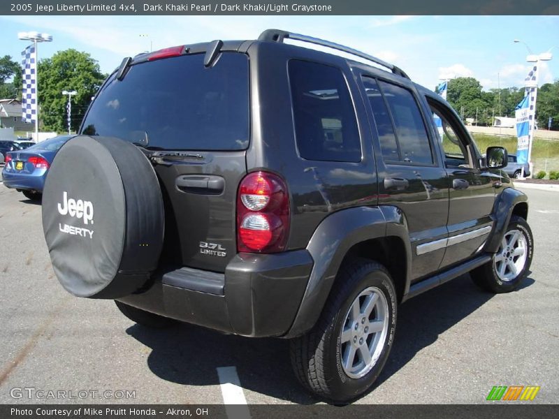 Dark Khaki Pearl / Dark Khaki/Light Graystone 2005 Jeep Liberty Limited 4x4