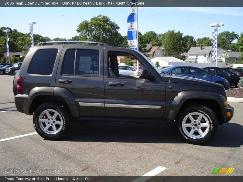 Dark Khaki Pearl / Dark Khaki/Light Graystone 2005 Jeep Liberty Limited 4x4
