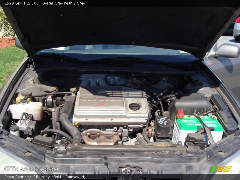 Oyster Gray Pearl / Grey 1999 Lexus ES 300