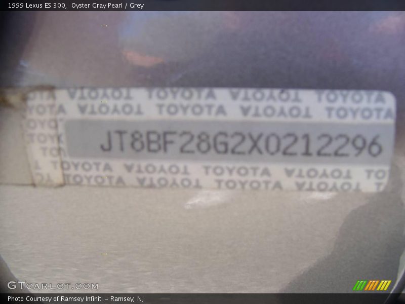 Oyster Gray Pearl / Grey 1999 Lexus ES 300