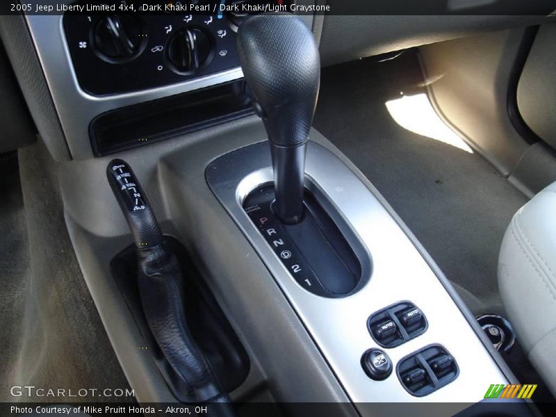 Dark Khaki Pearl / Dark Khaki/Light Graystone 2005 Jeep Liberty Limited 4x4