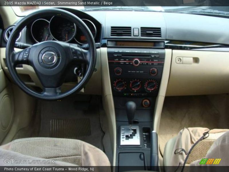 Shimmering Sand Metallic / Beige 2005 Mazda MAZDA3 i Sedan